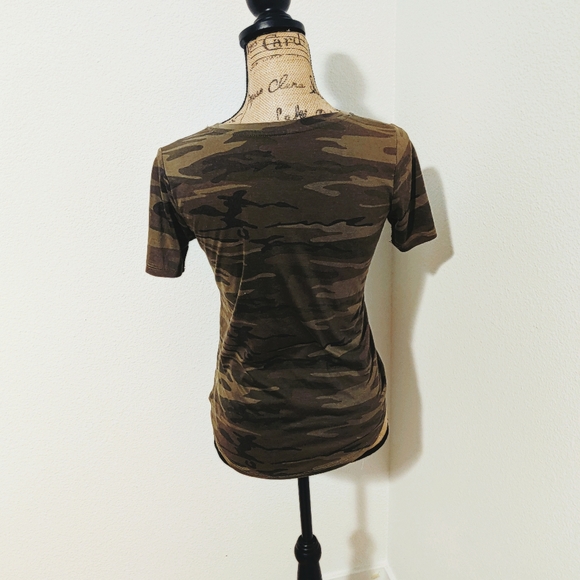 🤍💚NY&CO Women's Cheetah-Print Perfect Tee - Picture 2 of 3